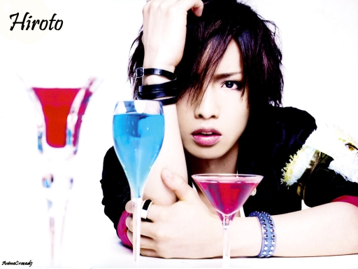 Hiroto rainbow glasses 2