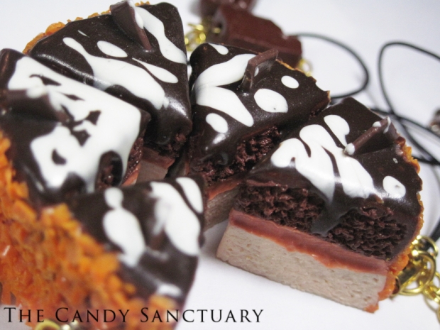 Chocolate Mousse cake charms