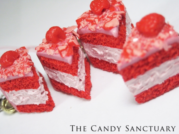 Strawberry Cream Cakes