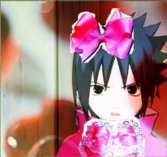 Sasuke in pink >:D