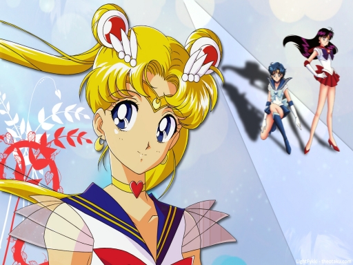 Sailing towards the Moon