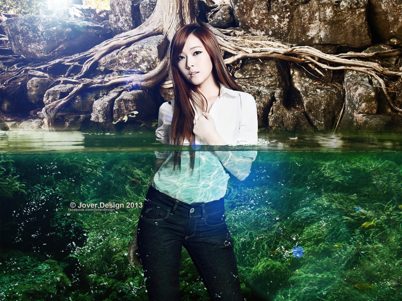 Jessica:Alone in the jungle